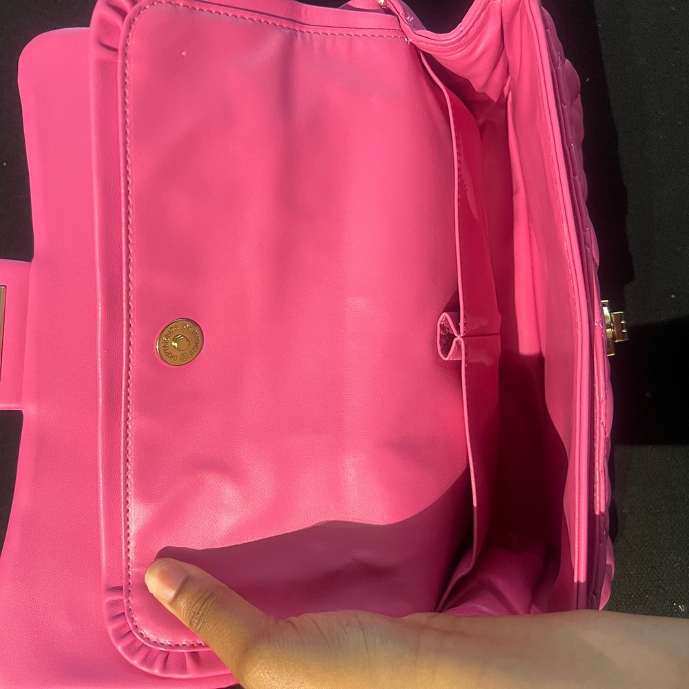 Quilted Pink Shoulder Bag - Picture 8 of 8